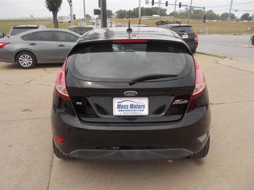 2017 Ford Fiesta SE