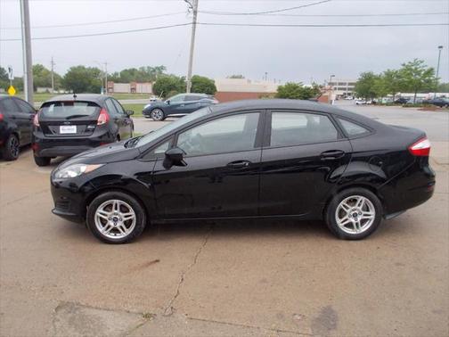 2017 Ford Fiesta SE