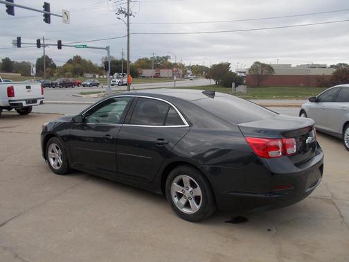 2015 Chevrolet Malibu 1LS