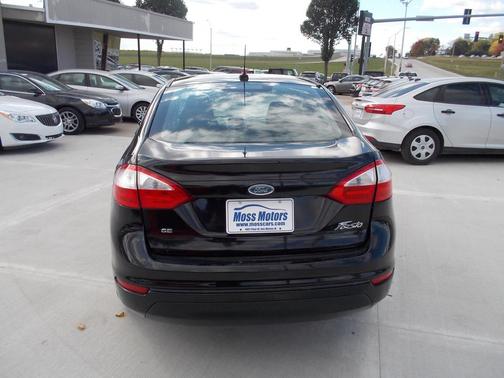2015 Ford Fiesta SE