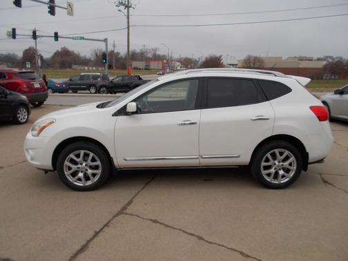 2012 Nissan Rogue SV w/SL Pkg