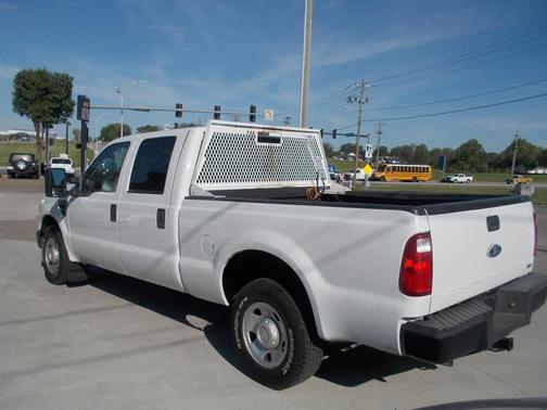 White 2010 Ford F-250