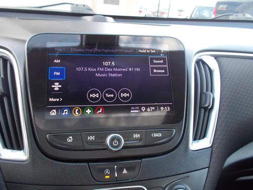 2021 Chevrolet Malibu FWD LT