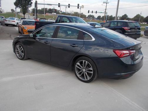 2021 Chevrolet Malibu FWD LT