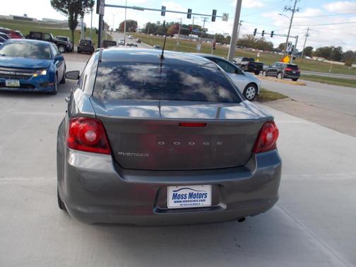 2013 Dodge Avenger SE
