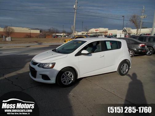 2017 Chevrolet Sonic LT