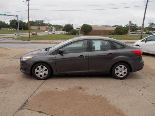 2016 Ford Focus S