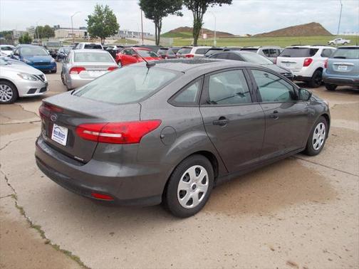 2016 Ford Focus S