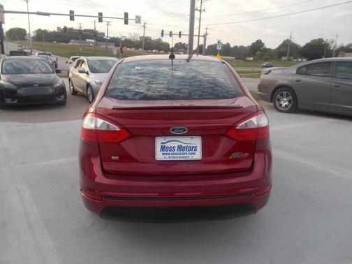 2016 Ford Fiesta SE