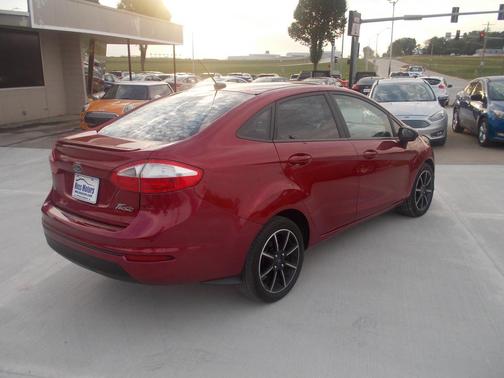 2016 Ford Fiesta SE