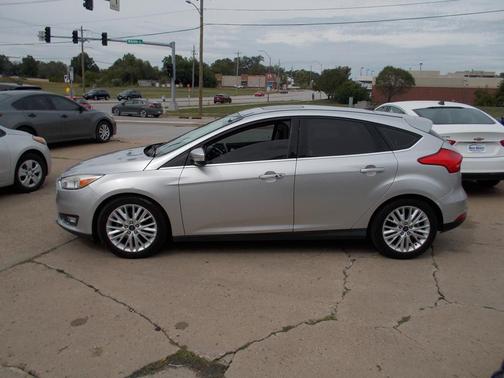 2017 Ford Focus Titanium