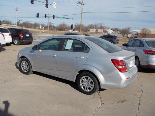 2017 Chevrolet Sonic LS