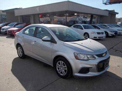 2017 Chevrolet Sonic LS