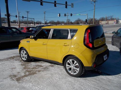 2015 Kia Soul +