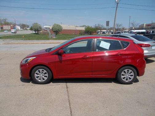 2017 Hyundai Accent SE