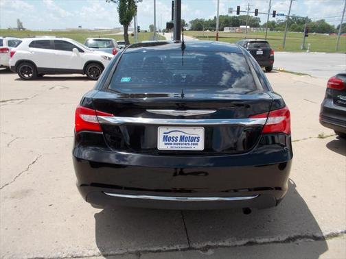 2012 Chrysler 200 Limited