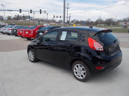 2016 Ford Fiesta S