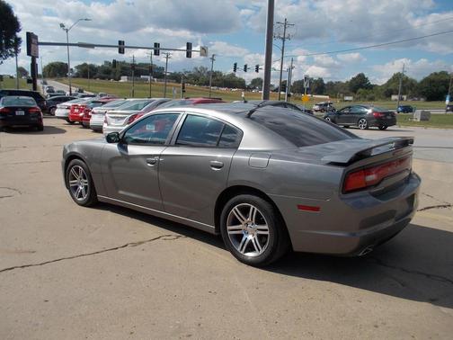 2012 Dodge Charger SXT