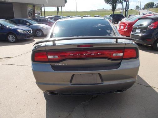 2012 Dodge Charger SXT