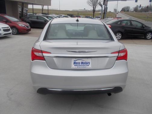 Bright Silver Metallic Clearcoat 2012 Chrysler 200 Touring