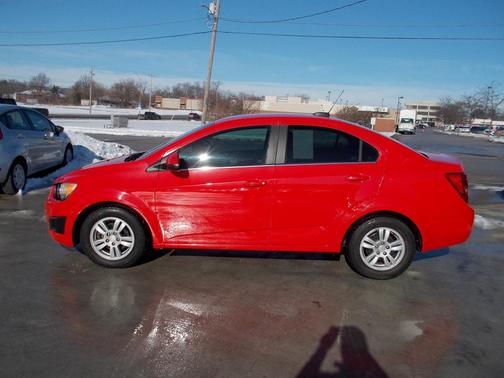 2016 Chevrolet Sonic LT