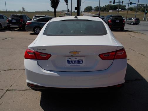 2017 Chevrolet Malibu 1LS
