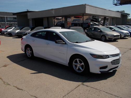 2017 Chevrolet Malibu 1LS