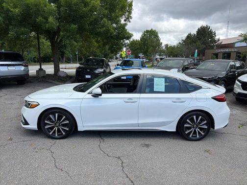 Platinum White Pearl 2024 Honda Civic EX-L
