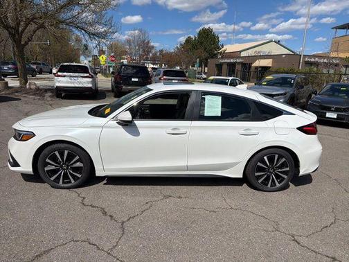 Platinum White Pearl 2024 Honda Civic EX-L
