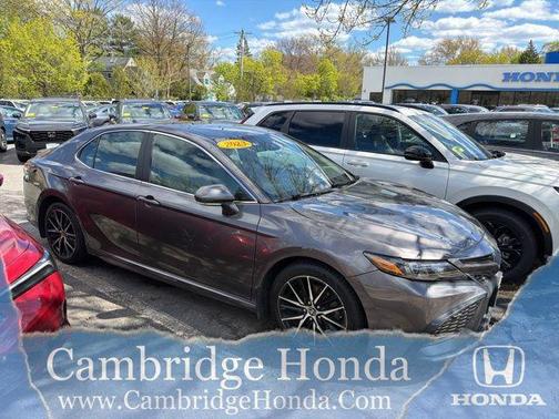 Predawn Gray Mica 2023 Toyota Camry SE