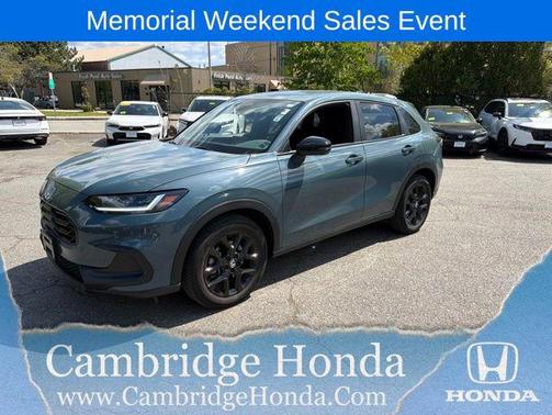 Nordic Forest Pearl 2024 Honda HR-V Sport