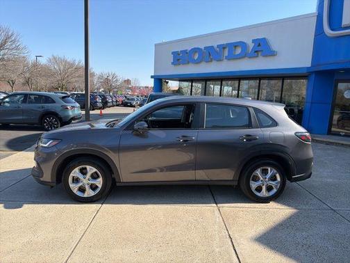 Modern Steel Metallic 2025 Honda HR-V LX