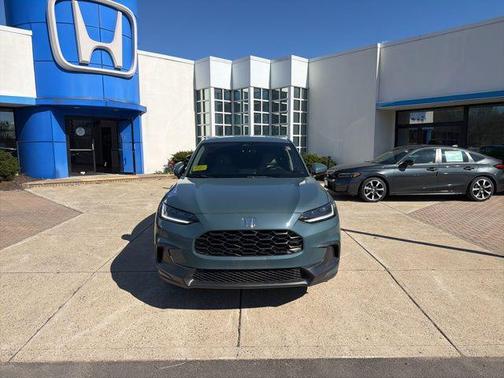 Nordic Forest Pearl 2024 Honda HR-V LX