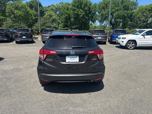 2017 Honda HR-V LX