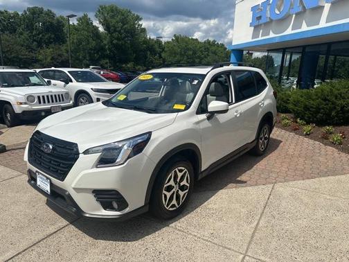 2022 Subaru Forester Premium