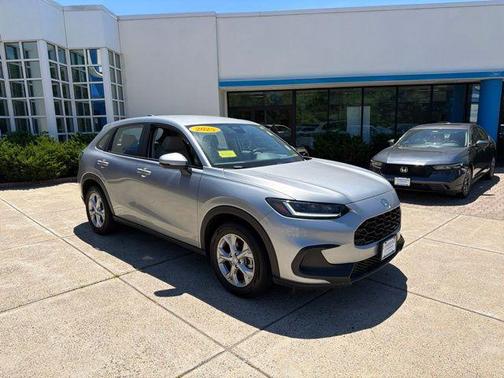 Lunar Silver Metallic 2025 Honda HR-V LX