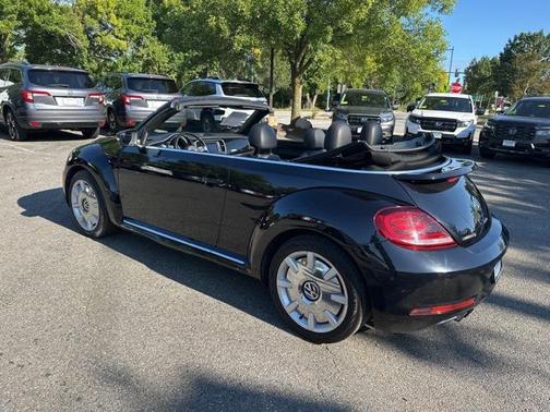 2019 Volkswagen Beetle 2.0T SE