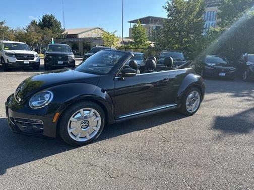 2019 Volkswagen Beetle 2.0T SE