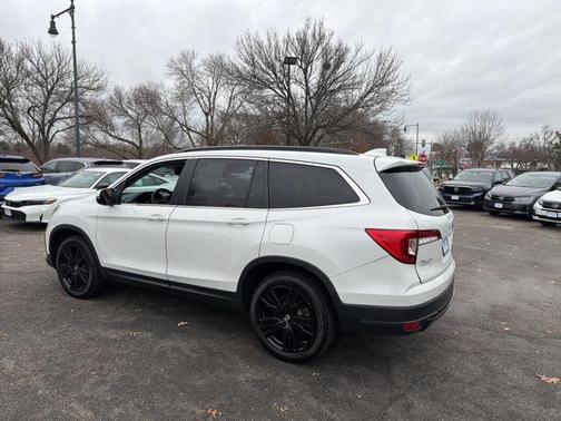 2022 Honda Pilot AWD Special Edition