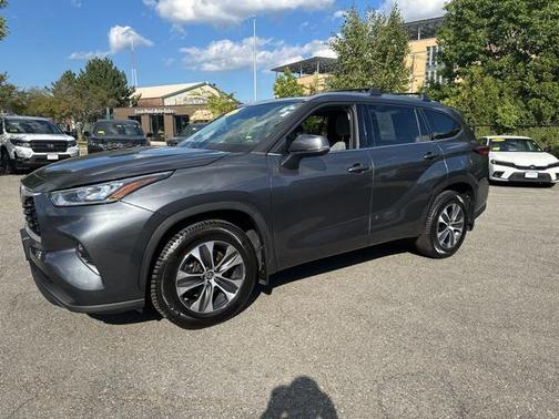 2020 Toyota Highlander XLE