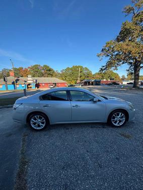 2014 Nissan Maxima SV