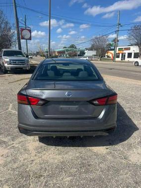 2022 Nissan Altima S FWD
