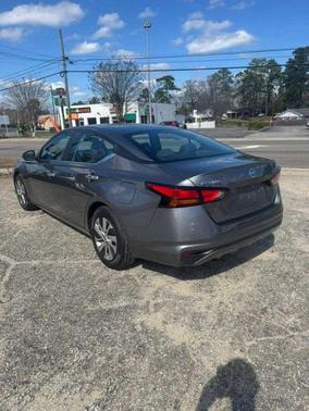 2022 Nissan Altima S FWD