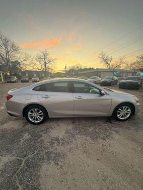 2017 Chevrolet Malibu 1LT