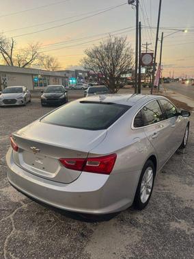 2017 Chevrolet Malibu 1LT