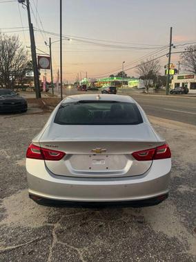 2017 Chevrolet Malibu 1LT