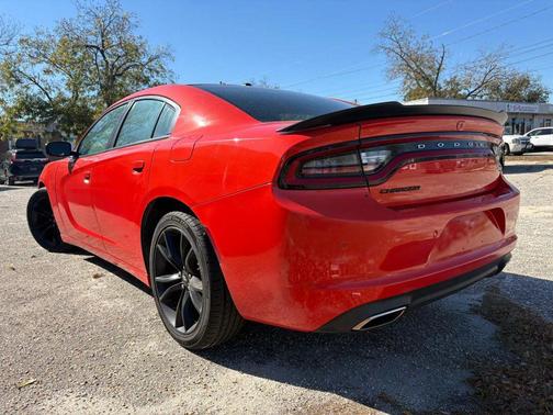 2018 Dodge Charger SXT