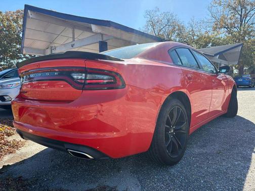2018 Dodge Charger SXT