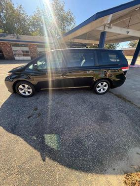 2011 Toyota Sienna Base