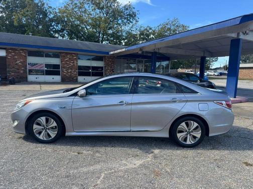 2013 Hyundai SONATA Hybrid Limited
